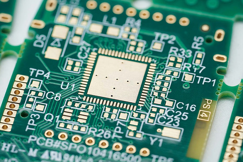 Apa kaluwihan saka papan sirkuit multilayer PCB?